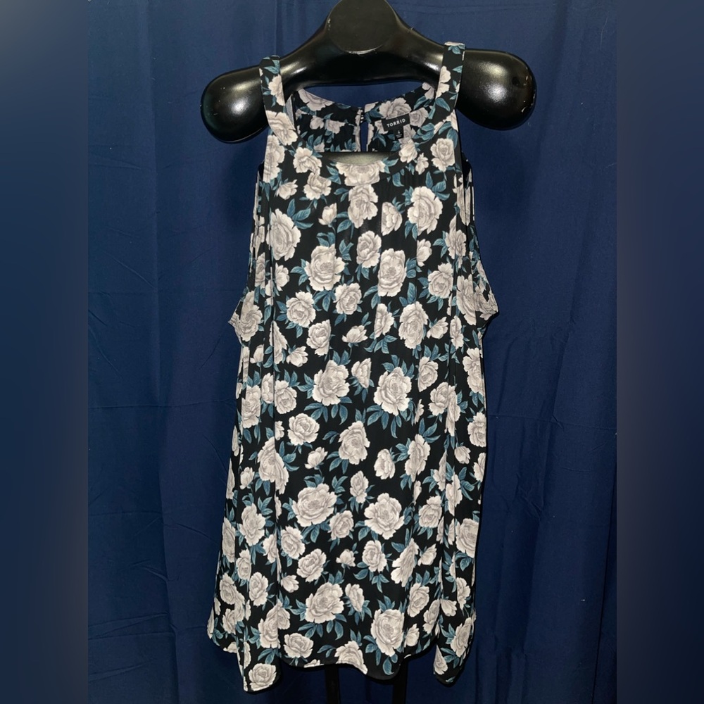 Torrid dressy long tank top